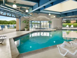 Holiday Inn Hotel & Suites Council Bluffs by IHG - Pool