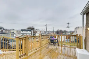 7 Mi to Lincoln Financial! Charming Philly Apt - Interior