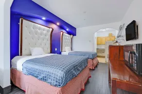 Capital O Deluxe Inn Channelview Houston I-10 - Chambre