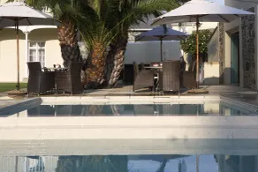 Queen Victoria Hotel by NEWMARK - Pool