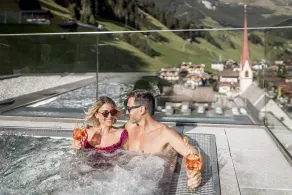 Aktiv- & Wellnesshotel Bergfried - Piscine