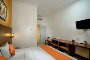 Poncowinatan Hotel - Room