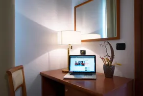 Garden Hotel - Chambre