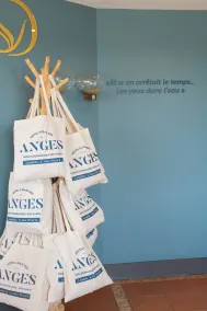 Hôtel La Baie des Anges, son SPA marin & sa piscine couverte et chauffée - Rezeption