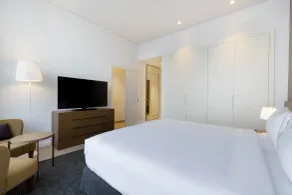 Aleph Doha Residences, Curio Collection by Hilton - Habitación