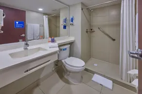 City Express by Marriott Queretaro Jurica - Salle de bain