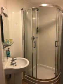 Usk And Railway Inn - Salle de bain