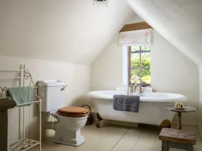 Hope Cottage - Bathroom