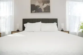 3 Beds, Kids Friendly Ranch,Jaccuzzi Tub,Walk to Food Lion,Restaurant, Keurig , sleep noise machine,,Crib,5G - Room
