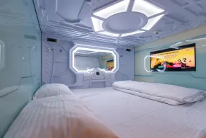 BHARATH PODS - Room