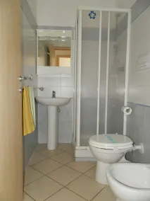 Green Bay Village - Bathroom