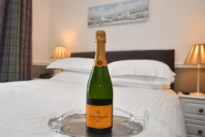 6 Bed in Tenby oc-c31800 - Room