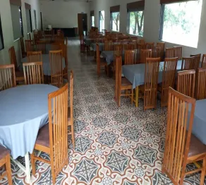 Van Vihar Resort - Restaurant