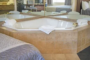The Stone Castle Hotel & Conference Center - Chambre