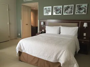 Hampton Inn by Hilton Merida - Room