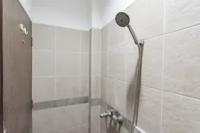 RedDoorz at Dago Asri 3 - Baño