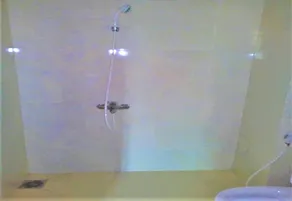 KHÁCH SẠN CÚC PHƯƠNG - Bathroom