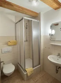 Hotel Garni zu Melchendorf - Badeværelse