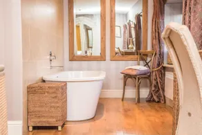 The Shireburn Arms - Bathroom