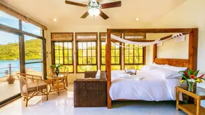 Edgewater Dive & Spa Resort - Chambre