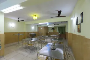 Hotel O Thavalakuppam Bus Stand Formerly Le Sai - Restaurant
