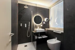 The FLOOR - Badezimmer
