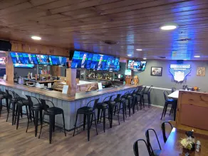 Smoky Falls Lodge - Restaurant