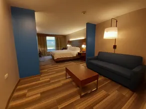 Holiday Inn Express Trincity by IHG - Room