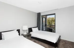 Astra Apartments - The Griffin - Værelse