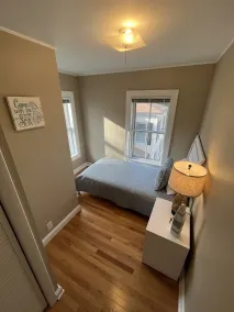 Cozy 3BR Beach House by the Sea - Chambre