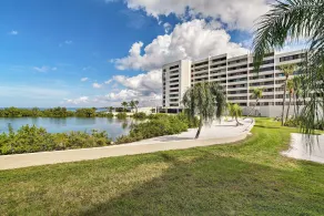 Resort-Style Penthouse w/ Patio in Hudson! - Innenbereich