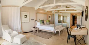 Abalone Guest Lodge - Room