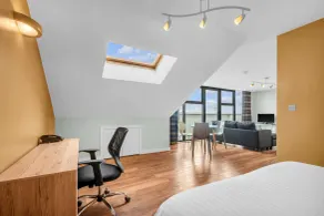 Roomzzz Leeds Headingley - Room