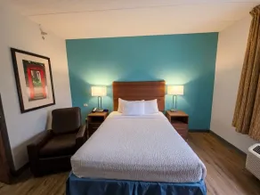 MainStay Suites Chicago Hillside - Chambre
