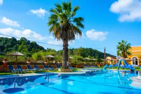 Lagoon Hotel & Apartments - Piscine