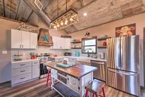 Modern Stephenville Farmhouse: 8 Mi to Dtwn! - Innvendig