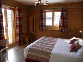 Chalet-Hôtel Le Beausoleil, The Originals Relais - Habitación