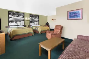 Super 8 by Wyndham Antigo - Værelse