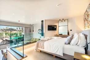 Pathos SeaSide Suites - Chambre
