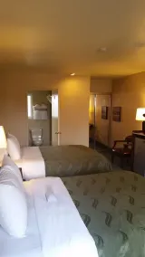 Quality Inn & Suites Anaheim at the Park - Chambre