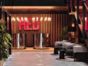 Radisson RED Hotel & Radisson RED Apartments, Kraków - Reception