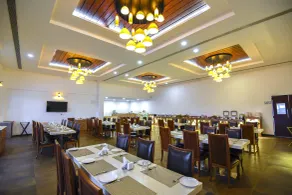 Spoorti Resort and Club - Restaurant