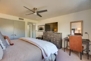 Epic Tucson Rental w/ Golf Course & Mtn Views! - Interiør