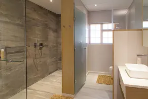 Lauradale Accommodation - Bagno