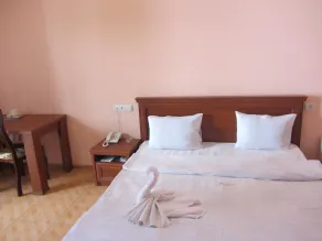 Primer Hotel - Room