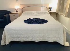 County Lodge Motor Inn - Chambre
