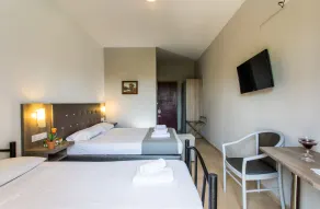 Silver Bay Hotel Kontokali Corfu - Utsikt fra rommet