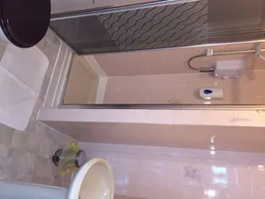 Hello Roomz - Bathroom