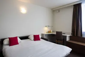 Campanile Limoges Centre - Gare - Room