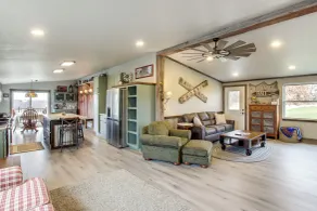 Newly Updated Countryside Home in South Gorin! - Interior